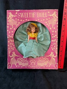Vintage Sweetie Doll Catalog D-40 in Original Box