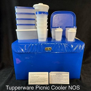 Vintage RARE  Tupperware Picnic Cooler With Food Storage Containers