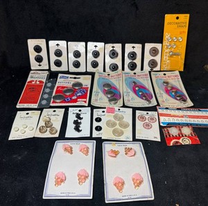 Vintage Sewing Buttons, Snaps & Fasteners Mixed Lot