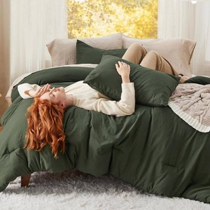 $36 Bedsure Queen Comforter Set Prewashed Soft Bedding 3Pcs Dark Green 90x90
