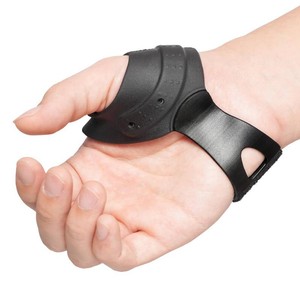 $40 Velpeau Flexible CMC Thumb Brace for Osteoarthritis, Tendonitis, Right M