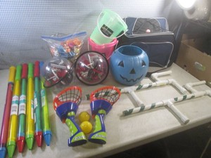 (EW5) Igloo Cooler and Assorted Toys