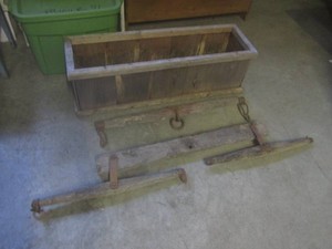 (RMC) Large Vintage Wood Planter Box and Singletrees