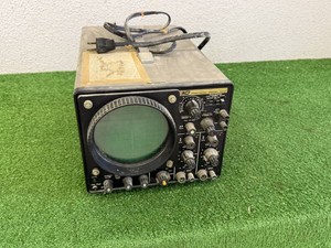 B & K Precision Model 1470 Vintage Triggered-Sweep Dual-Trace Analog Oscilloscope