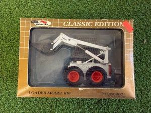 Bobcat Loader Model 610 125 Scale