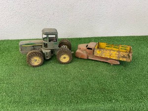John Deere Tractor & Toy Truck