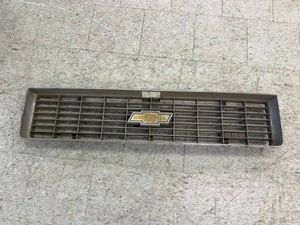 Chevrolet 350 Squarebody Pickup Front Grille Insert