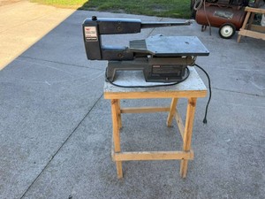 16 Direct Drive Scroll Saw on Stand