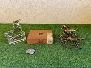 Belt Buckle, Brass Horses, Glass Horse & Box of Patches