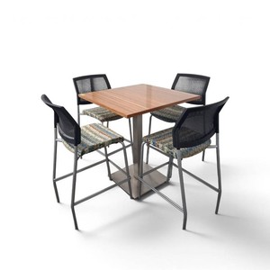 Steelcase Coalesse Pub Table w 4 Sit on it Focus Side Barstools Retail $1800