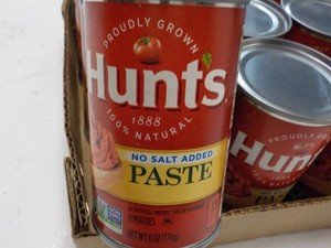 24 pack Hunts 6 oz Tomato Paste