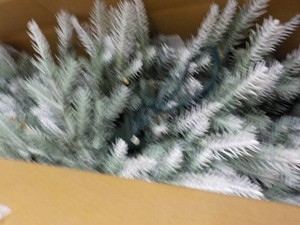 Bethlehem Lights 4.5 ft Hunter Frosted Tree