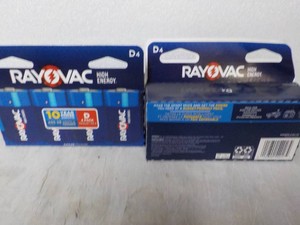 8 Rayovac D Batteries
