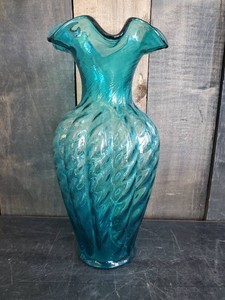 Stunning Fenton Teal Optic Swirl Vase with Ruffled Rim