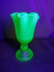 Stunning Fenton Opalescent Uranium Stemmed VaseGoblet