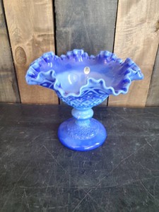 Fenton Single Horn Epergne Perwinkle Blue Diamond Lace Hobnail - More pics to come