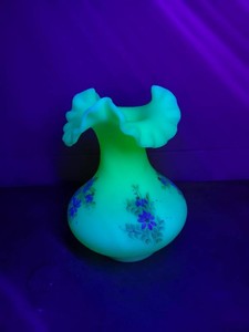 Vintage Fenton Ruffled Yellow Satin Custard Uranium Vase Hand Painted Signed