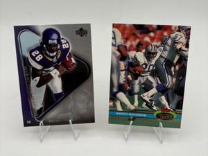 NFL Football Card Lot - Adrian Peterson RC Rookie Card  Barry Sanders