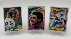 Vintage NFL Football Card Lot - Tony Dorsett  Ahmad Rashad  Fred Bilentnikoff
