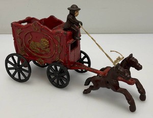 Antique Cast Iron Circus Wagon Complete 9