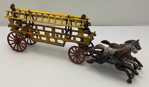 Antique Cast Iron Fire Wagon Hook And Ladder Complete 14