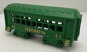 Vintage Cast Iron Washington No. 44 Train Car Green 8