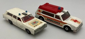 Two Vintage Collectible Matchbox Speed Kings Ambulance And Police Car 4 14