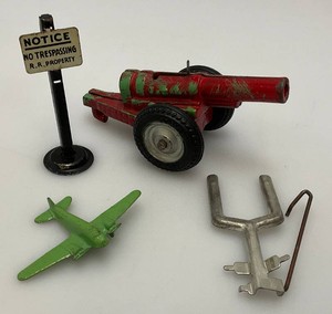 Vintage Arcade Brand Collectible Miniature Diecast Army Cannon Shoots Projectiles (Works)4 And Misc. Other Miniature Toys