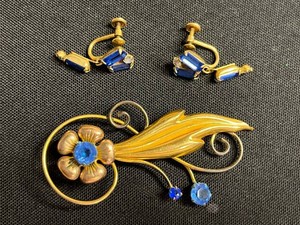 VTG Costume Jewelry - Blue Rhinestone Earrings & Gold Filled Floral Brooch 3-Piece