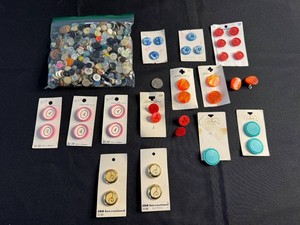 Vintage Buttons - Assorted Carded & Loose Sewing Button Mixed Lot