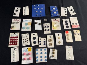 Sewing Buttons - Vintage Assorted Brands Mixed Lot