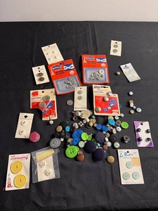 Vintage Sewing Buttons - Milward, Prims, Le Bouton & Assorted
