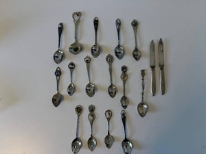 Souvenir Flatware - State Spoons & Metropolitan Knives