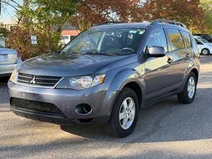 2007 MITSUBISHI OUTLANDER LS 121k Miles  All Wheel Drive  No Accidents Reported (NO RESERVE)
