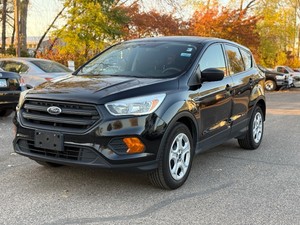 2017 FORD ESCAPE S 2 Owners  No Accidents Reported (NO RESERVE)