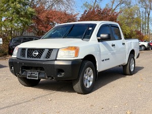 2008 NISSAN TITAN XE FFV 4X4 (NO RESERVE)