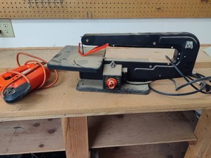 Black & Decker Rotary Power Cutter & Dremel Moto-Shop