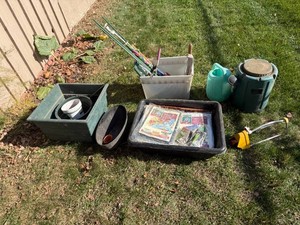 Gardening Supplies Composter, Pots, Sprinklers and more