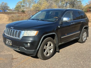 2011 Jeep Grand Cherokee Overland  4WD  (NO RESERVE)