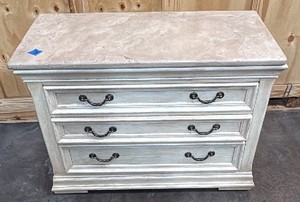 3 drawer end table dresser