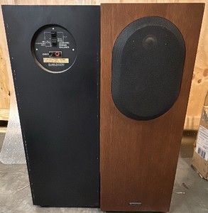 2 ALLISON CD8 speakers