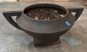Cast iron planter