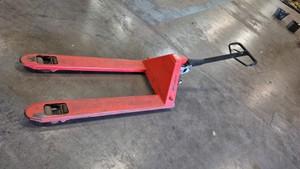 Pallet jack
