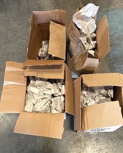 4 small boxes of fragile kitchen cups and bowls