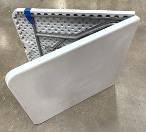 2 folding tables