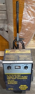 NAPA heavy duty fleet batter charger