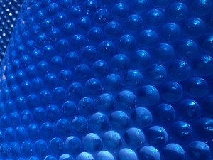 $165 BigXwell Heavy-Duty Solar Pool Cover 18ft Round - 16Mil Blue