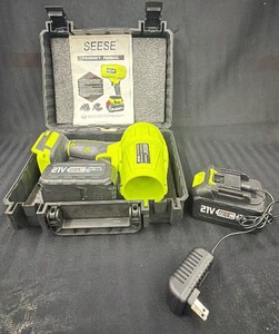 Brand new  Seese Brand storm machine with 221 V batteries and charger