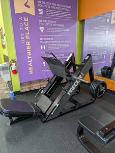 Precor Plate-Loaded Leg Press & Hack Squat Machine