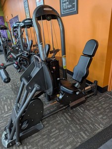 Matrix Selectorized Seated Leg Press Strength Machine